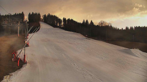 Skiareál Karolinka  - Sjezdovka Karolinka - 4.3.2026 v 17:00