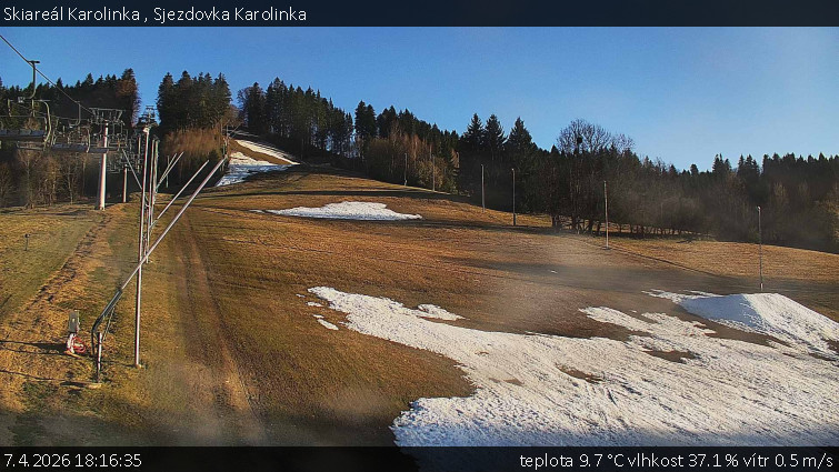 Skiareál Karolinka  - Sjezdovka Karolinka - 7.4.2026 v 18:16