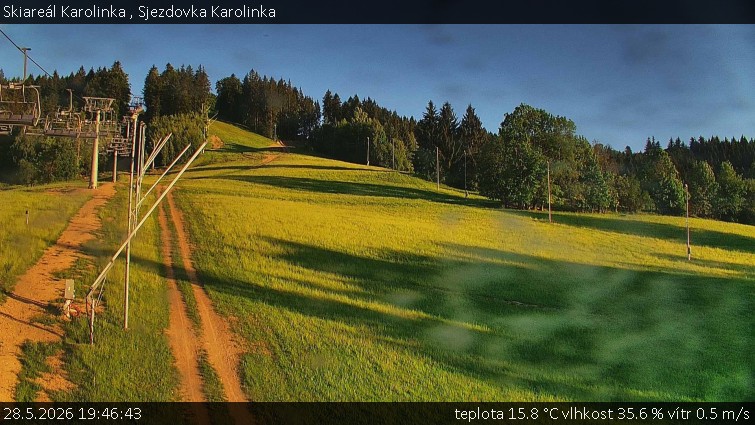 Skiareál Karolinka  - Sjezdovka Karolinka - 28.5.2026 v 19:46