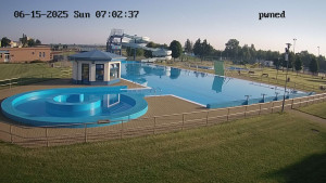 Koupaliště Chropyně - Hlavní bazén, divoká řeka - 15.6.2025 v 07:00