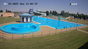 Koupaliště Chropyně - Hlavní bazén, divoká řeka - 15.6.2025 v 11:00