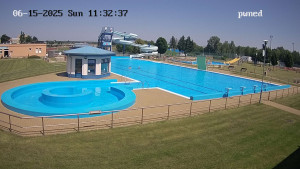 Koupaliště Chropyně - Hlavní bazén, divoká řeka - 15.6.2025 v 11:30