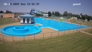 Koupaliště Chropyně - Hlavní bazén, divoká řeka - 15.6.2025 v 13:30