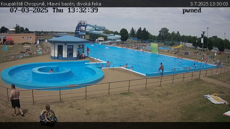 Koupaliště Chropyně - Hlavní bazén, divoká řeka - 3.7.2025 v 13:30