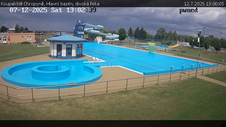 Koupaliště Chropyně - Hlavní bazén, divoká řeka - 12.7.2025 v 13:00