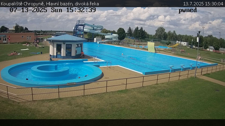 Koupaliště Chropyně - Hlavní bazén, divoká řeka - 13.7.2025 v 15:30 Koupaliště Chropyně - Hlavní bazén, divoká řeka - 13.7.2025 v 15:30