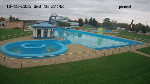 Koupaliště Chropyně - Hlavní bazén, divoká řeka - 15.10.2025 v 16:30