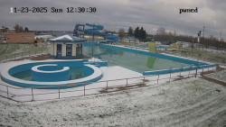 Hlavní bazén, divoká řeka