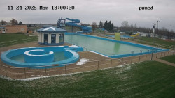 Hlavní bazén, divoká řeka