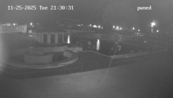 Hlavní bazén, divoká řeka