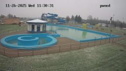 Hlavní bazén, divoká řeka