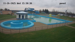 Hlavní bazén, divoká řeka