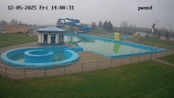 Hlavní bazén, divoká řeka