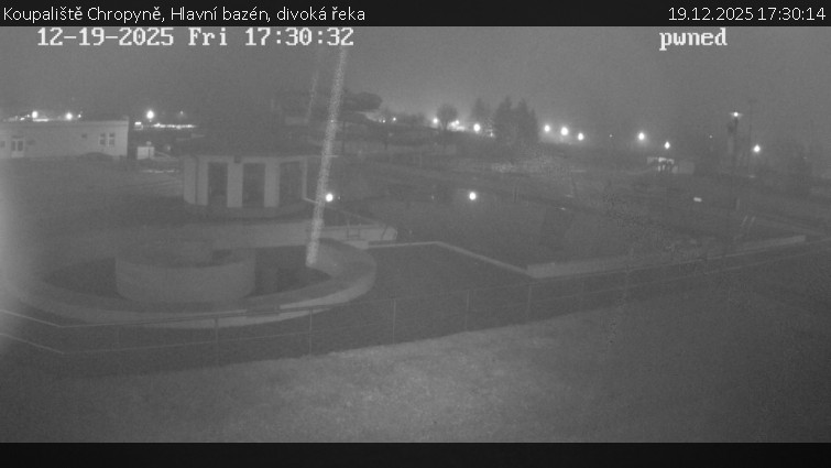 Koupaliště Chropyně - Hlavní bazén, divoká řeka - 19.12.2025 v 17:30