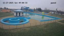 Hlavní bazén, divoká řeka