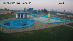 Hlavní bazén, divoká řeka