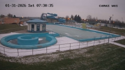 Hlavní bazén, divoká řeka