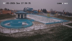 Hlavní bazén, divoká řeka