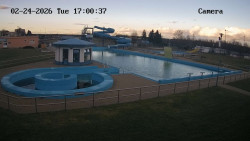 Hlavní bazén, divoká řeka