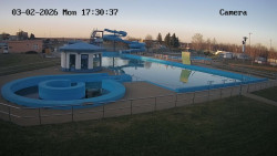 Hlavní bazén, divoká řeka