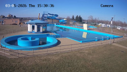 Hlavní bazén, divoká řeka