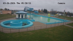 Hlavní bazén, divoká řeka