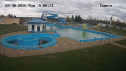 Hlavní bazén, divoká řeka