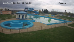 Hlavní bazén, divoká řeka