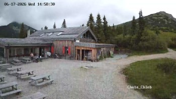 Hütte unter Chleb