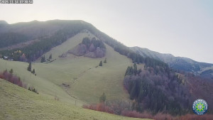 Chata na Grúni - Poludňový grúň - 14.11.2025 v 07:32 Chata na Grúni - Poludňový grúň - 14.11.2025 v 07:32