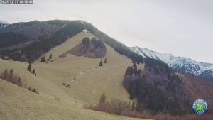 Chata na Grúni - Poludňový grúň - 17.12.2025 v 08:32 Chata na Grúni - Poludňový grúň - 17.12.2025 v 08:32