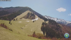 Poludňový grúň