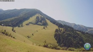 Hütte auf Grúňi - Mittagsgrün - 31.7.2026 v 09:32 Hütte auf Grúňi - Mittagsgrün - 31.7.2026 v 09:32