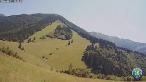 Hütte auf Grúňi - Mittagsgrün - 31.7.2026 v 13:32 Hütte auf Grúňi - Mittagsgrün - 31.7.2026 v 13:32