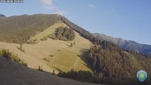 Chatka na Groni - Południowa zieleń - 8.8.2026 v 18:32 Chatka na Groni - Południowa zieleń - 8.8.2026 v 18:32