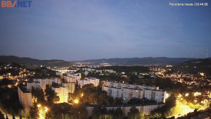 Město Banská Bystrica - Pohled od Sásové-Rudlové - 6.7.2025 v 03:45