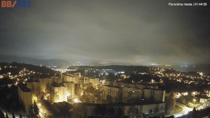 Město Banská Bystrica - Pohled od Sásové-Rudlové - 15.11.2025 v 01:45 Město Banská Bystrica - Pohled od Sásové-Rudlové - 15.11.2025 v 01:45