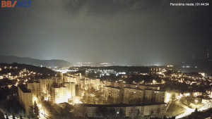 Město Banská Bystrica - Pohled od Sásové-Rudlové - 18.3.2026 v 01:45