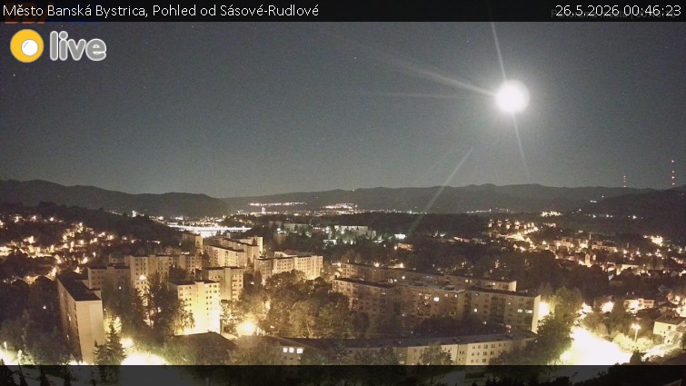 Město Banská Bystrica - Pohled od Sásové-Rudlové - 26.5.2026 v 00:46