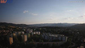 Město Banská Bystrica - Pohled od Sásové-Rudlové - 31.7.2026 v 18:45 Město Banská Bystrica - Pohled od Sásové-Rudlové - 31.7.2026 v 18:45