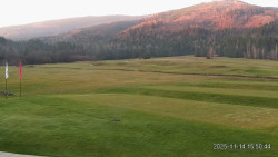 Sjezdovky, Golfové hřiště