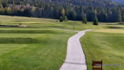 Sjezdovky, Golfové hřiště