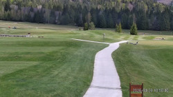 Sjezdovky, Golfové hřiště