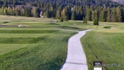 Sjezdovky, Golfové hřiště