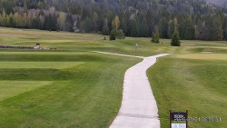 Sjezdovky, Golfové hřiště