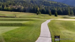 Sjezdovky, Golfové hřiště