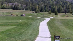 Sjezdovky, Golfové hřiště
