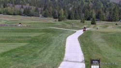 Sjezdovky, Golfové hřiště