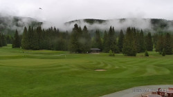 Sjezdovky, Golfové hřiště