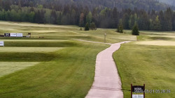 Sjezdovky, Golfové hřiště